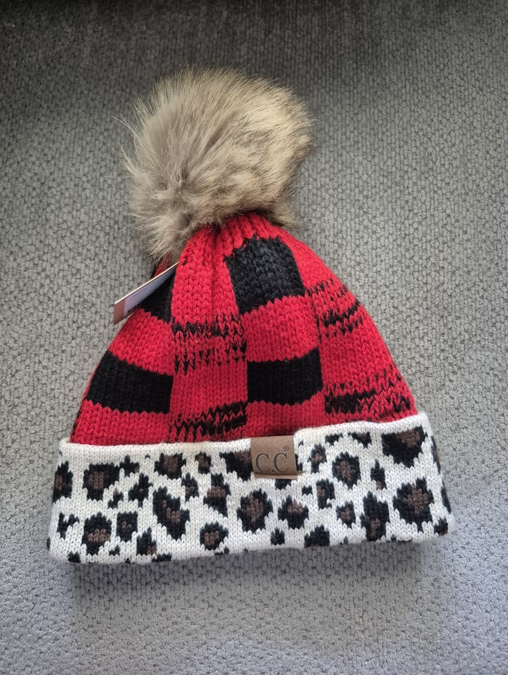 CC Beanie with fuzzy pom & lining NWT